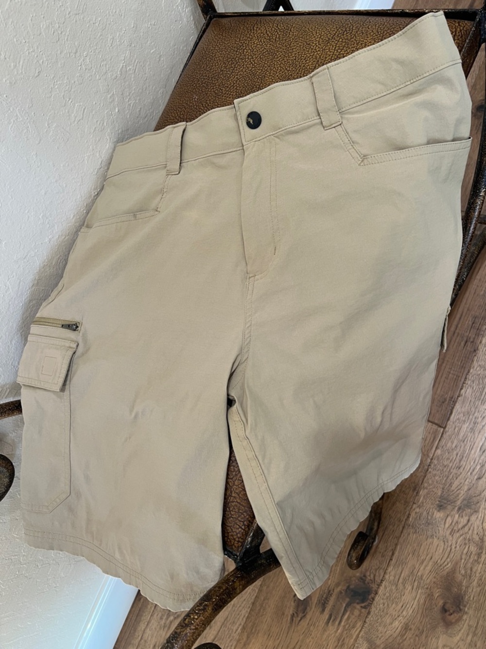 Orvis Cargo Short 2-way Stretchable Breathable, Comfortable & security zipper!